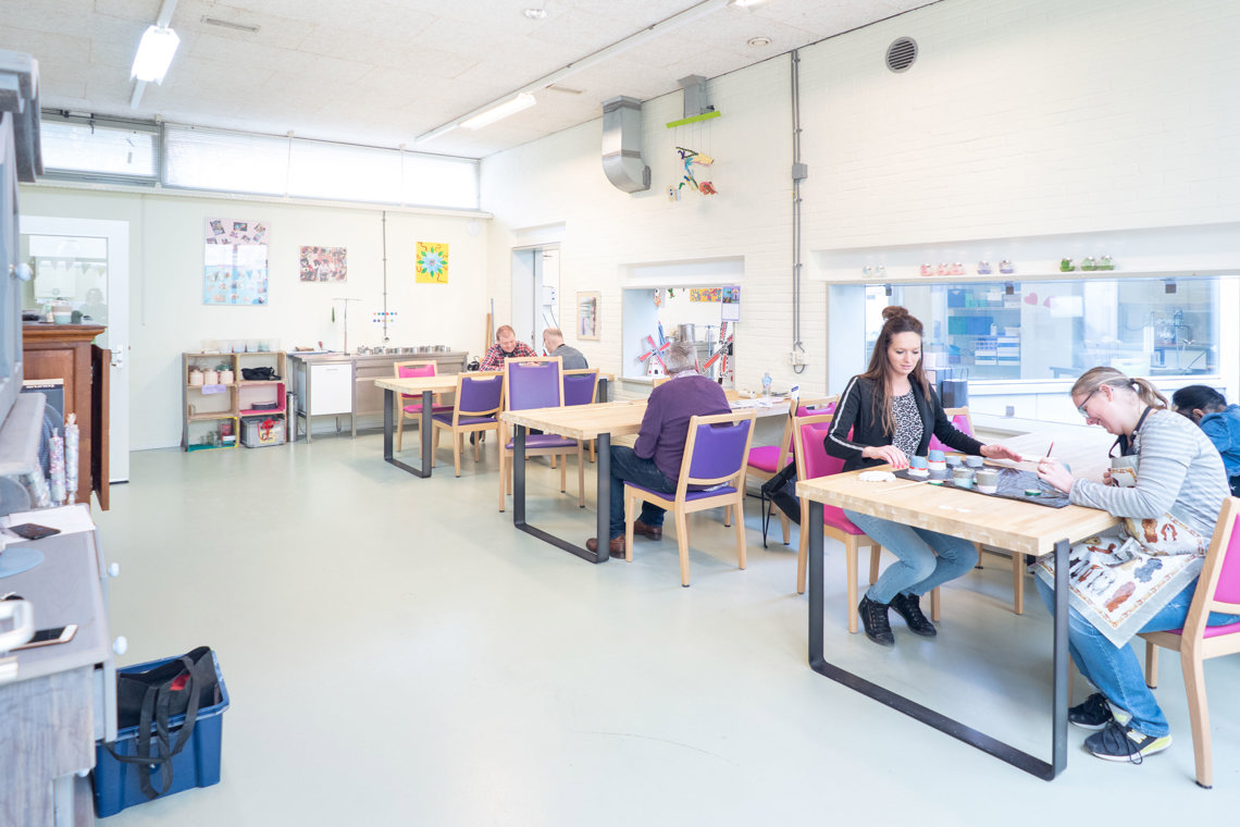 Zideris Wageningen, Keramiek En Kaarsen Atelier, Crocusstraat, Dagbesteding Foto Niek Stam 4149