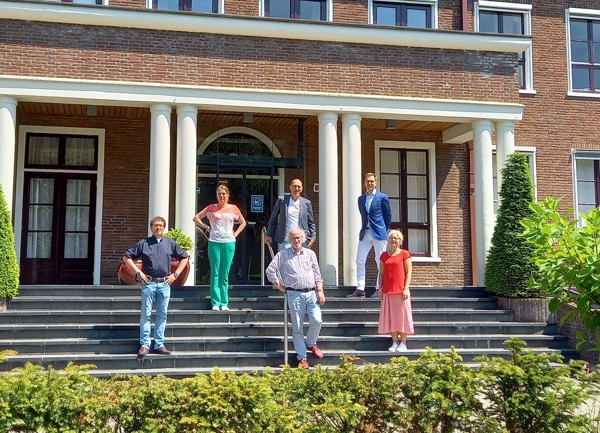 Wethouders gemeente Rhenen op bezoek bij Zideris